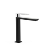 Wysoka bateria jednouchwytowa umywalkowa LOFT czerń-chrom TRES 20020303NE