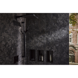 Zestaw prysznicowy 100 1jet EcoSmart+ z drążkiem 90 cm Czarny Matowy Pulsify E HANSGROHE 24381670