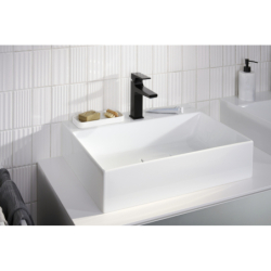 Blat 1570/550 z wycięciami pod 2 umywalki wpuszczane, szlifowaną Biały Matowy Xevolos E HANSGROHE 54211700
