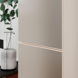 Szafka boczna wysoka 400/360, drzwi lewe, Piaskowy Beż Matowy Xevolos E HANSGROHE 54219790