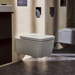 Miska wisząca WC 540, bezkołnierzowa AquaFall Flush z deską WC, SoftClose, QuickRelease Biały EluPura Q HANSGROHE 60293450