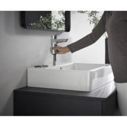 Jednouchwytowa bateria umywalkowa 100 z kompletem odpływowym z cięgłem Chrom Logis HANSGROHE 71100000