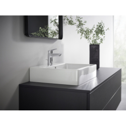 Jednouchwytowa bateria umywalkowa 100 z kompletem odpływowym z cięgłem Chrom Logis HANSGROHE 71100000