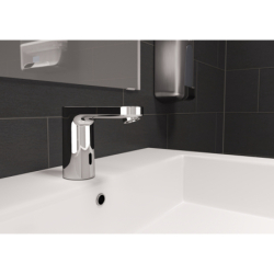 Elektroniczna bateria umywalkowa ze wstępną regulacją temperatury, zasilana baterią Chrom Vernis Blend HANSGROHE 71502000