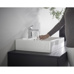 Bateria umywalkowa 100 z odizolowanym kanałem wody i kpl odpływowym z cięgłem Chrom Vernis Shape HANSGROHE 71561000