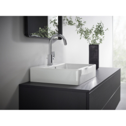 Jednouchwytowa bateria umywalkowa 200 z obrotową wylewką i kompletem odpływowym z cięgłem Chrom Vernis Shape HANSGROHE 71564000