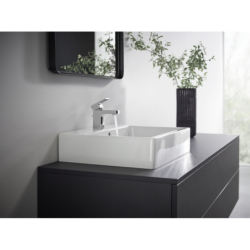 Bateria umywalkowa 70 z odizolowanym kanałem wody i metalowym kpl odpływowym z cięgłem Chrom Vernis Shape HANSGROHE 71566000