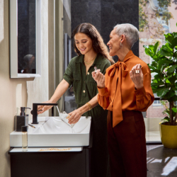 Jednouchwytowa bateria umywalkowa 110 Fine CoolStart z kpl odpływowym Push-Open Czarny Matowy Tecturis E HANSGROHE 73024670