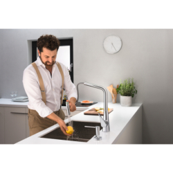 Jednouchwytowa bateria kuchenna 320, wyciągana wylewka, 2jet, sBox Chrom Metris Select M71 HANSGROHE 73816000