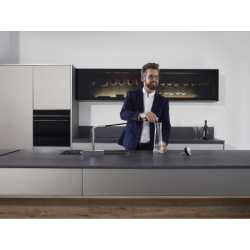 Jednouchwytowa bateria kuchenna 250, wyciągana wylewka, 2jet, sBox Chrom Aquno Select M81 HANSGROHE 73830000