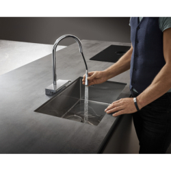 Jednouchwytowa bateria kuchenna 170, wyciągana wylewka, 3jet, sBox Chrom Aquno Select M81 HANSGROHE 73831000