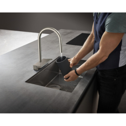 Jednouchwytowa bateria kuchenna 170, wyciągana wylewka, 3jet, sBox Stal Szlachetna Finish Aquno Select M81 HANSGROHE 73831800