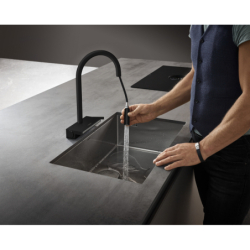 Jednouchwytowa bateria kuchenna 170, wyciągana wylewka, 3jet Czarny Matowy Aquno Select M81 HANSGROHE 73837670