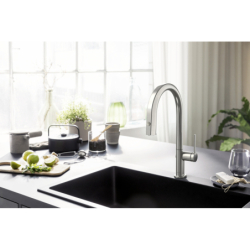 FilterSystem 210 1jet z wyciąganą wylewką, zestaw startowy Stal Szlachetna Finish Aqittura M91 HANSGROHE 76801800