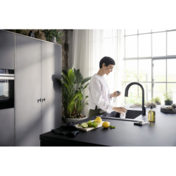 SodaSystem 210, wyciągana wylewka, 1jet, sBox Czarny Matowy Aqittura M91 HANSGROHE 76836670