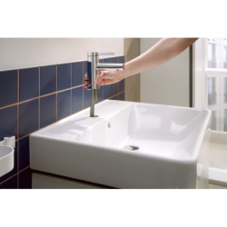 Jednouchwytowa bateria umywalkowa 70 CoolStart z metalowym kompletem odpływowym z cięgłem Chrom Zesis S HANSGROHE 74714000