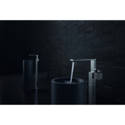 Jednouchwytowa bateria umywalkowa z kompletem odpływowym Push-Open, wolnostojąca, szlif diamentowy Chrom Edge AXOR 46041000