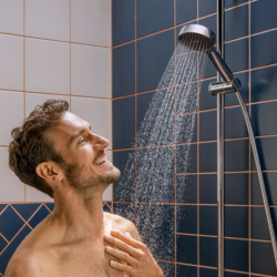 Zestaw prysznicowy 95 2jet EcoSmart z drążkiem Varia 105 cm Chrom Activera Select S HANSGROHE 28050000