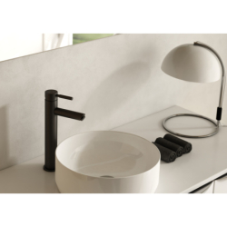 3-otworowa bateria wannowa z obrotową wylewką ROXIN BLACK KOHLMAN QB241RB